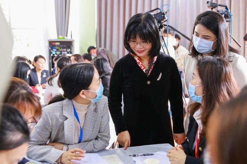 家庭教育指導師怎么培訓_培訓指導師家庭教育心得體會_家庭教育指導師培訓內容