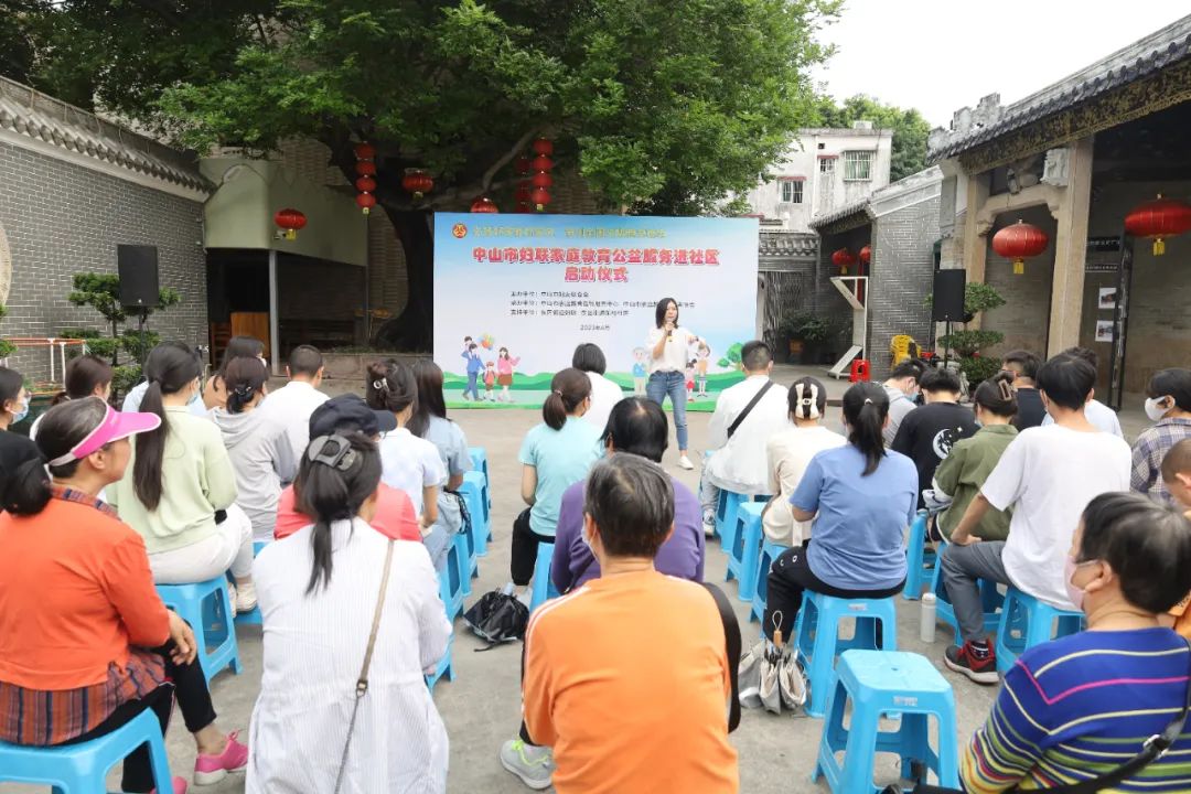 弘揚(yáng)家庭教育手抄報(bào)_弘揚(yáng)家庭教育三句半_弘揚(yáng)家庭教育