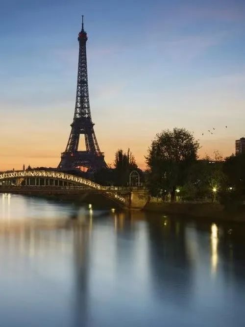 護(hù)膚品哪個更好_護(hù)膚品好用還是不好_三十歲用什么護(hù)膚品比較好