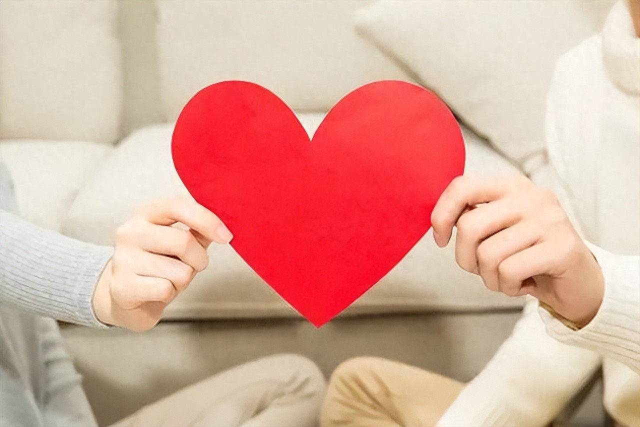 <strong>婚姻家庭指導(dǎo)師證書有必要考嗎？怎么考？幾個等級?報考條件流程</strong>